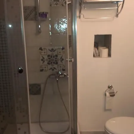 Lusin Ayvalı