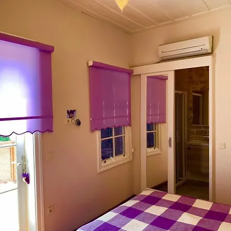 Lusin Hotel